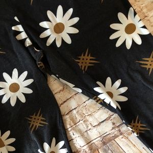 LulaRoe Daisy Leggings TC